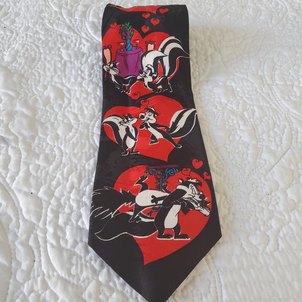 PEPE LA PEW Looney Tunes Mens Tie